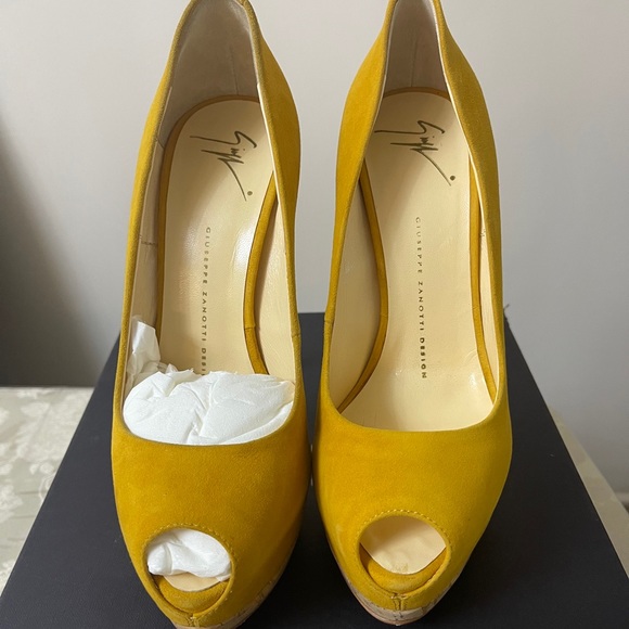 Giuseppe Zanotti Sharon 105 PL Sand in Codino - Picture 4 of 4